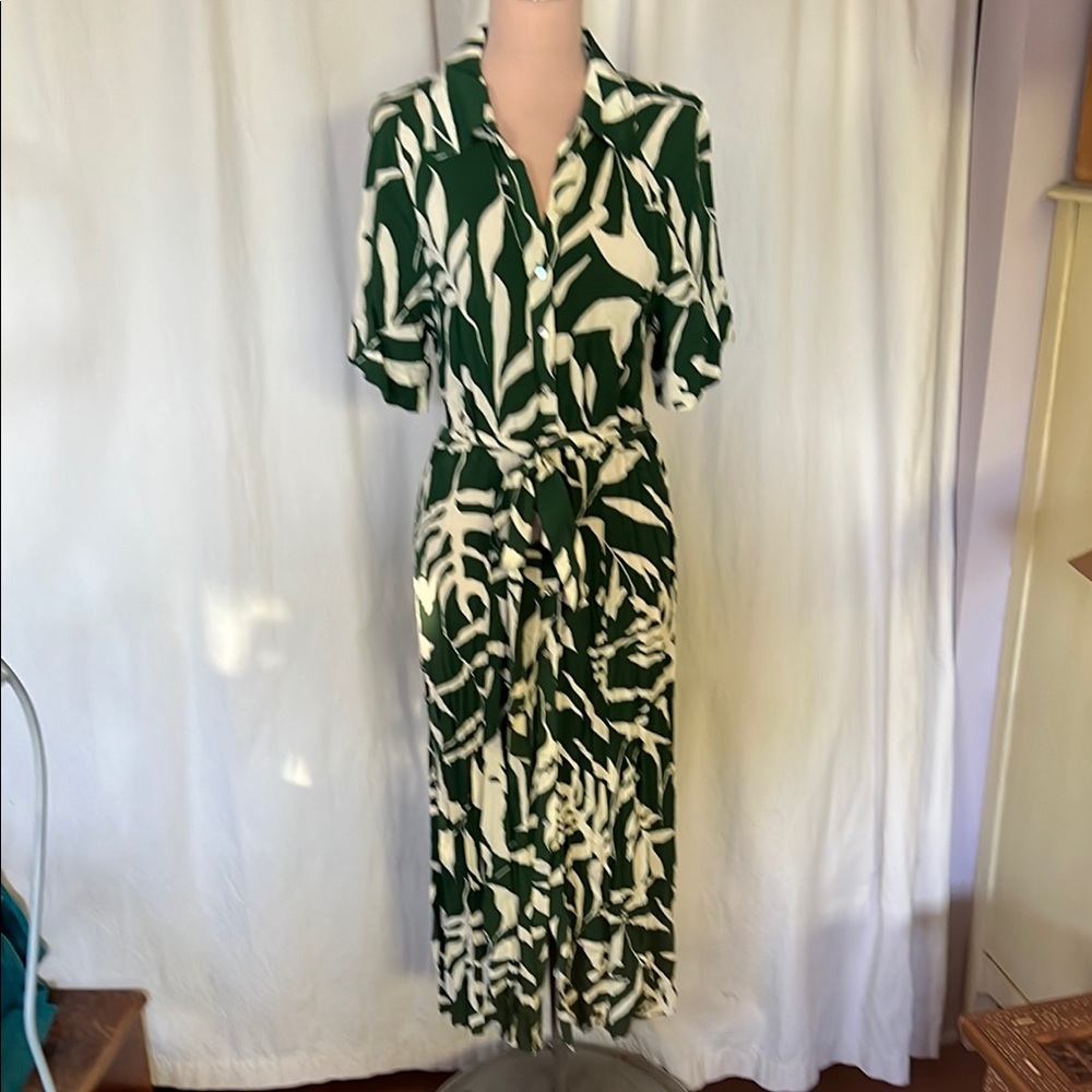 Tropical print Green and White Women's midi  H&M  Dress  M